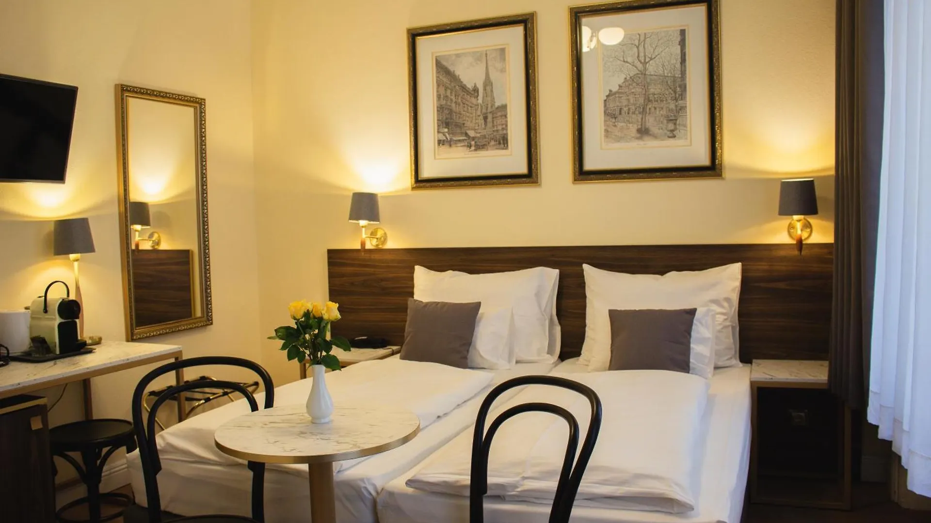 Private Comfort Stephansplatz - Self Check In Viena